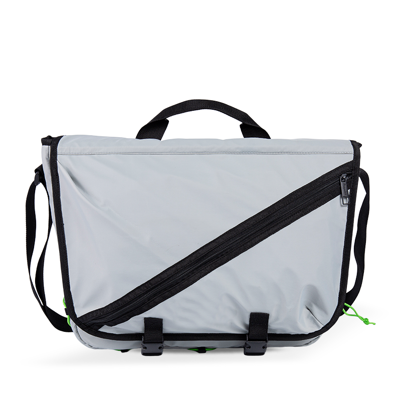 Afslappet sportsskulderpose / messenger taske